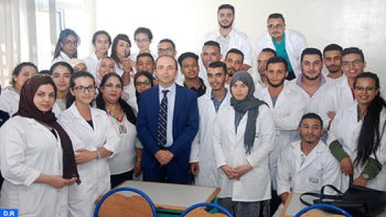 وزير الصحة يؤكد ضرورة إعادة هيكلة مسالك التكوين بالمعاهد العليا لمهن التمريض وتقنيات الصحة