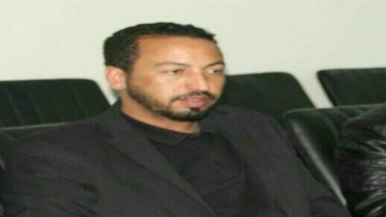 حجة رجل القش أو السياسي الفاشل