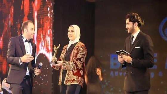 تكريم المصممة هدى بنمليح في مهرجان “الشرق الاوسط للموضة” بالقاهرة