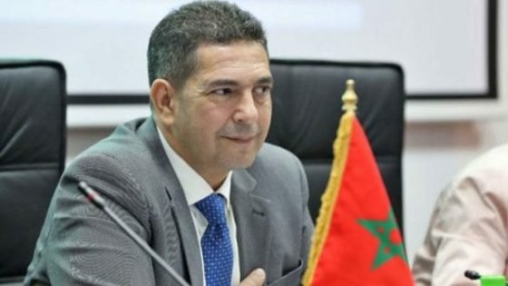 أمزازي يطرد الأستاذة التي نشرت فيديو الحالة المزرية للأقسام و يهددها بالمتابعة القضائية…