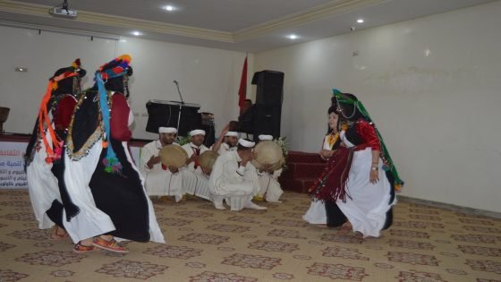 ورشات فنية وثقافية بالمركز الثقافي قلعة مكونة