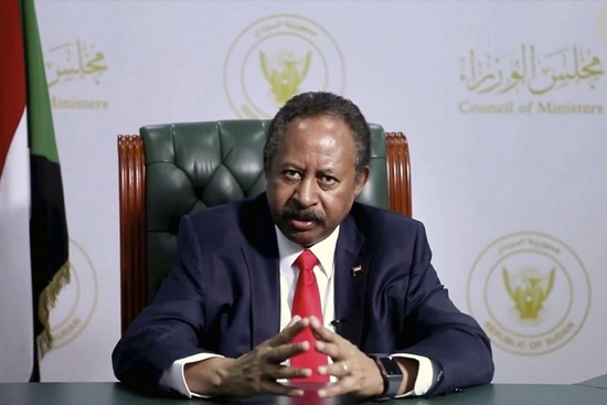 رئيس الوزراء السوداني حمدوك يقدم استقالته