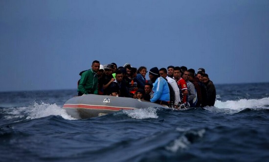إنقاذ 23 مهاجرا سريا بعرض السواحل التونسية