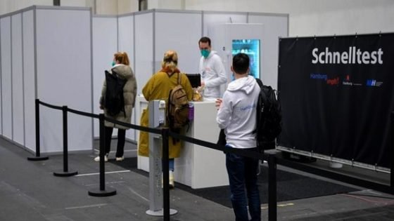 دولة أوروبية تسمح للمغاربة بالدخول بدون PCR ولا حجر صحي