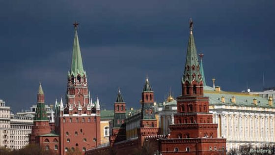 A view shows the Kremlin amid the coronavirus disease (COVID-19) outbreak in Moscow, Russia April 20, 2020. REUTERS/Maxim Shemetov
