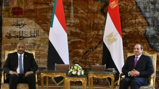 السيسي يستقبل عبد الفتاح البرهان في القاهرة...