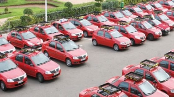 مهنيو سيارات الأجرة يضربون احتجاجا على دورية وزارة الداخلية