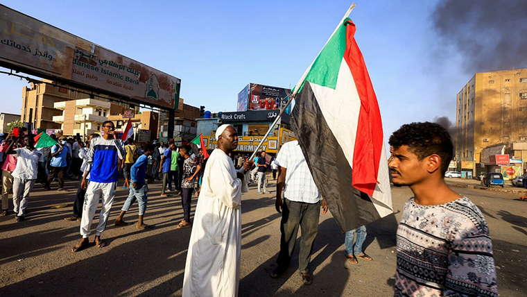 الخرطوم تقطع خدمات الأنترنت عشية الاحتجاجات المطالبة بتسليم السلطة للمدنيين - الحدث بريس