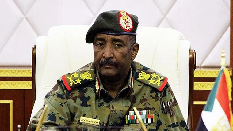 المؤسسة العسكرية السودانية تقرر عدم المشاركة في المفاوضات الجارية لحل الأزمة السياسية بالبلاد