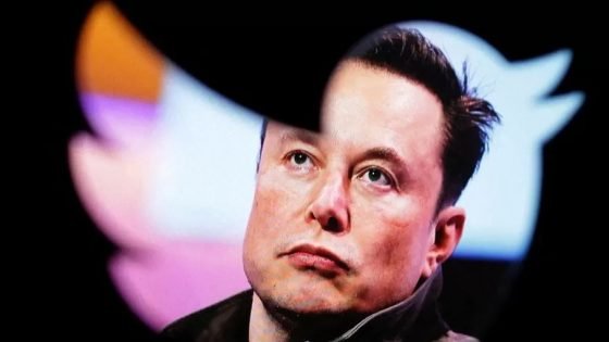 ديون “تويتر” تجبر إيلون ماسك على بيع أسهمه في “تسلا”
