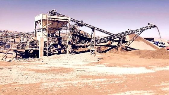 فريق برلماني يتقدم بمقترح قانون يرمي حماية مقالع الرمال