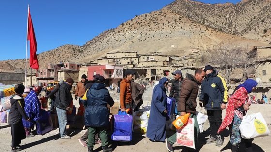 توزيع المساعدات الإنسانية لمواجهة موجة البرد القارس بإقليم ميدلت