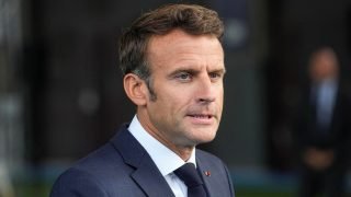 ماكرون يزور أفريقيا لامتصاص المشاعر المناهضة لفرنسا