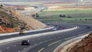 المغرب يتجه لتشييد طريق سريع ساحلي بجهة الشمال