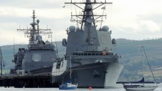 إسبانيا تُخطّط لإرسال سفينة عسكرية لساحل مليلية