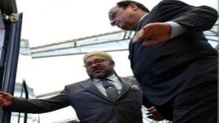 العاهل المغربي محمد السادس يصل إلى باريس ليلتقي ماكرون