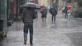 عاجل.. رياح وأمطار رعدية قوية اليوم الخميس بهذه المناطق