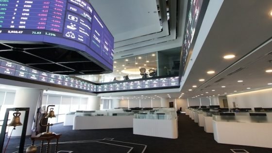 بورصة البيضاء تتصدر الأسواق المالية بشمال أفريقيا