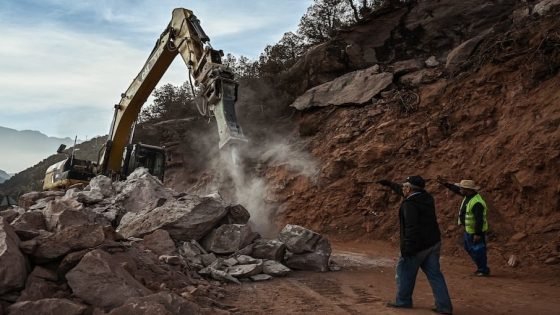 وزارة التجهيز تتولى الهدم وتأهيل المنازل المتضررة بفعل الزلزال