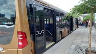 حافلات الباصواي.. ساكنة البيضاء في انتظار خدماتها الموقوفة