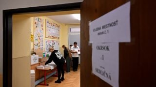 انتخابات سلوفاكيا تهدد وحدة “الناتو”