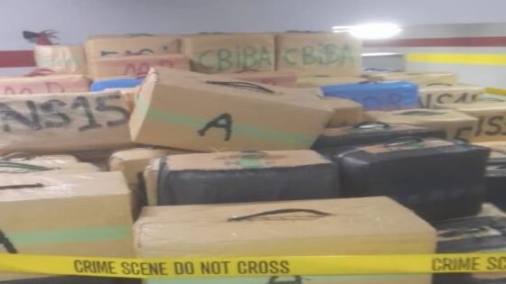 توقيف 6 أشخاص وحجز أطنان من المخدرات