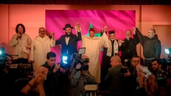 مسيحيون ومسلمون ويهود يحتفلون في الدار البيضاء بـ”حلوى الأخوة” بمناسبة نهاية السنة الميلادية