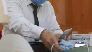 المنح الجامعية تصل الطلبة قبل شهر رمضان