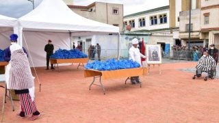 الحرس الملكي يقوم بتوزيع وجبات إفطار يوميا لفائدة الأشخاص المعوزين بعدة مدن مغربية