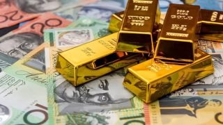 انخفاض أسعار الذهب متأثرة بارتفاع الدولار