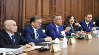 الحكومة تقترب من إنهاء جلسات الحوار مع النقابات