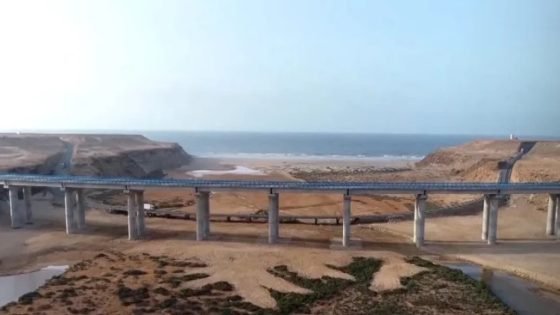 افتتاح الطريق السيار الرابط بين مدينتي كلميم والعيون