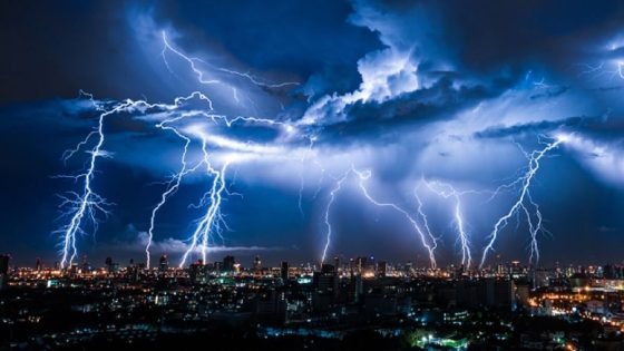 عواصف عنيفة تضرب فرنسا أياما قبل انطلاق أولمبياد باريس 2024