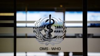 “كوفيد“ يودي بحياة 1700 شخص أسبوعيًا