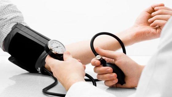 نصائح لمرضى ارتفاع ضغط الدم في الطقس الحار