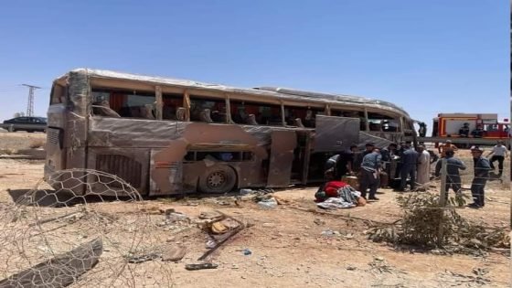 مصـ ـرع جنود في حـ ـادث انقلاب حافلة بالطريق السيار شيشاوة