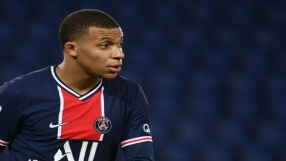 مبابي يطالب باريس سان جيرمان بـ55 مليون يورو في صراع قانوني جديد