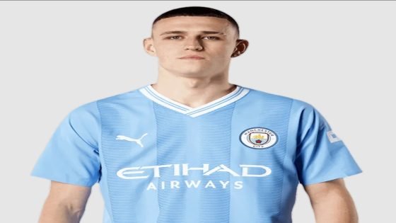 فيل فودين يتوج بجائزة لاعب العام في إنجلترا