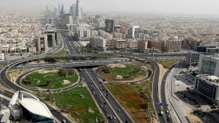 77 في المئة من طرق السعودية مطابقة لمعايير السلامة