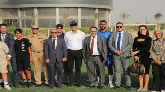 سفير المغرب في مصر يزور بعثة الجيش الملكي قبل مواجهة المريخ السوداني