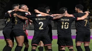 الجيش الملكي يكتسح النادي المكناسي برباعية نظيفة ويتصدر البطولة الاحترافية