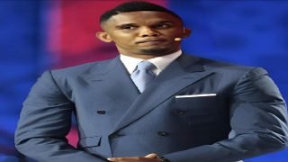 الفيفا توقف صامويل إيتو لمدة ستة أشهر بسبب سلوكه خلال كأس العالم للسيدات تحت 20 سنة