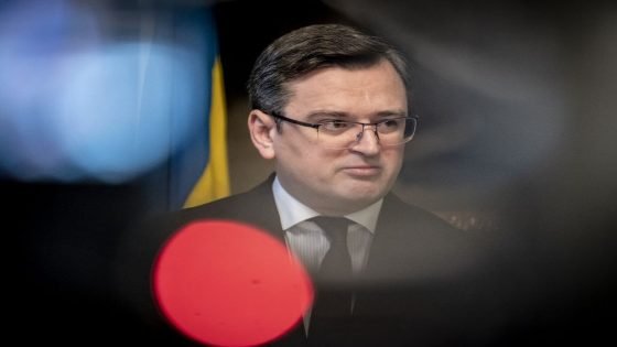 وزير الخارجية الأوكراني كوليبا يقدّم استقالته