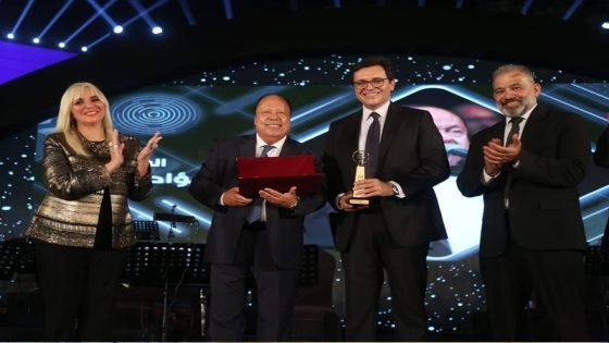 مهرجان الموسيقى العربية بالقاهرة يكرم المطرب المغربي فؤاد الزبادي