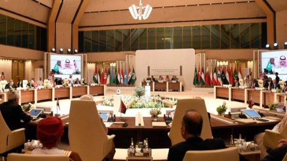 الرياض.. بدء أعمال القمة العربية الاسلامية المشتركة غير العادية بمشاركة المغرب