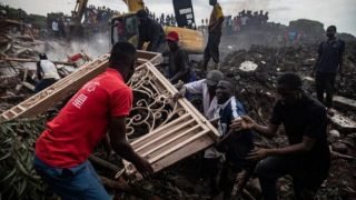 انهيارات أرضية في أوغندا تخلف 15 قتيلا وأزيد من 100 مفقود