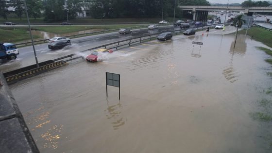 بعد فالنسيا.. إعصار “دانا” يضرب منطقة كتالونيا