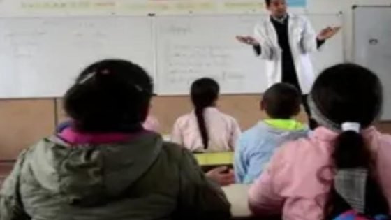 ما هو سبب مغادرة حوالي 160 ألف تلميذ المدارس خاصة في الاعدادي ..؟!!