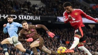 مانشستر يونايتد يقلب الطاولة على السيتي في ديربي مثير