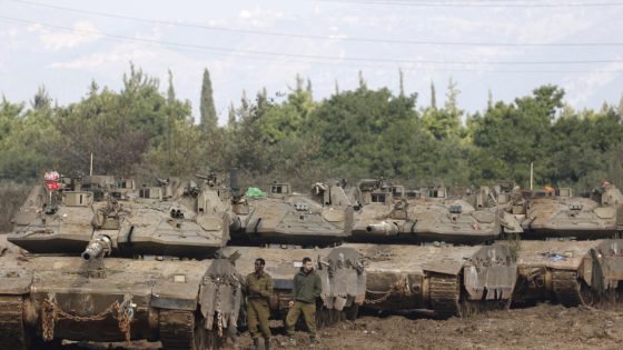 الجيش الإسرائيلي يعلن مهاجمة معابر بين لبنان و سوريا